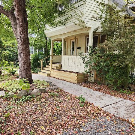 Cozy 3 Bedroom House In Downtown 이타카 외부 사진